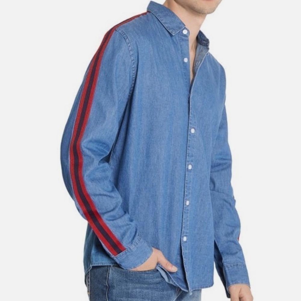 GUESS denim regular fit buttoned down men’s shirt Sz M red blue striped sleeves‎